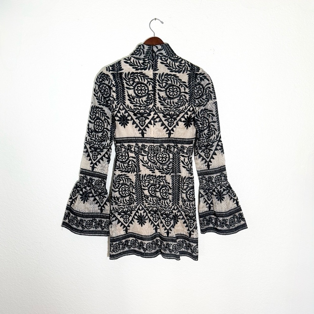Black and White Patterned dress - Picture 2 of 2